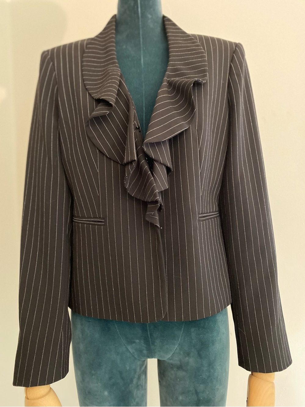 Pinstripe Ruffled Collar Women's Blazer Jacket - Black
